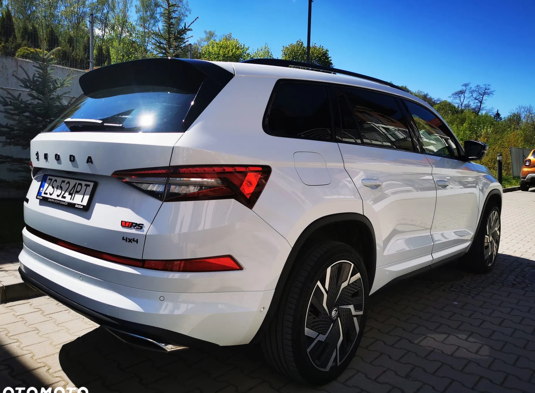 Skoda Kodiaq cena 205000 przebieg: 63000, rok produkcji 2021 z Łasin małe 79